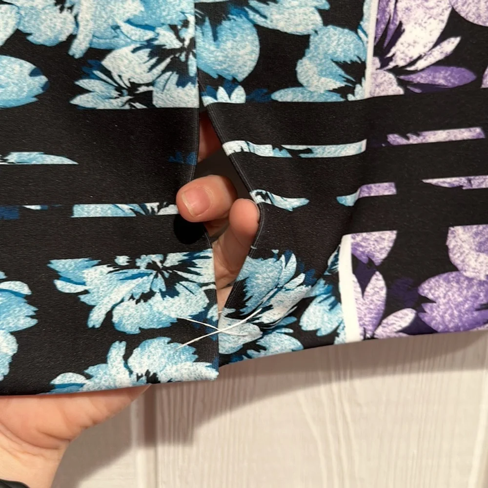 White House Black Market Floral Skirt